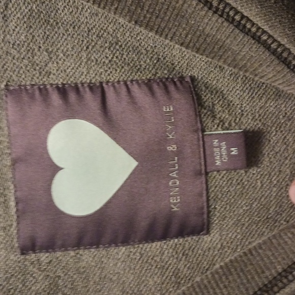 Kendall & Kylie sweatshirt - Picture 3 of 6